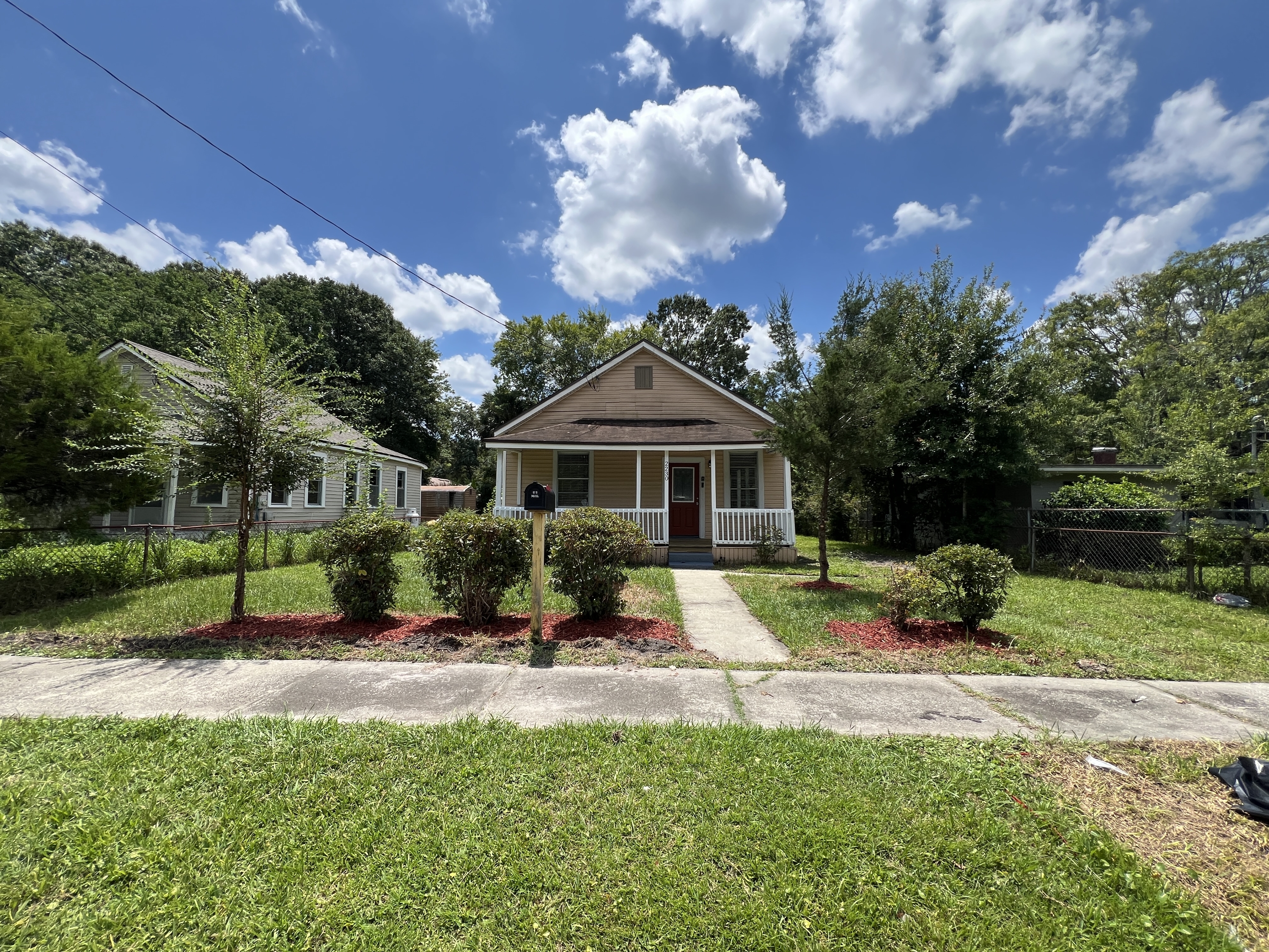 Property main image
